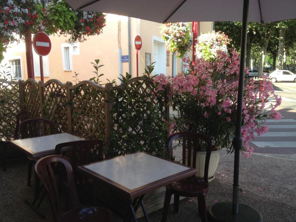 Hotel Des Remparts Villeneuve-sur-Lot Eksteriør bilde